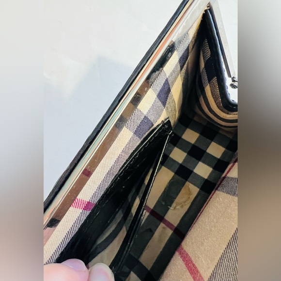 BURBERRY Alligator Embossed Wristlet - Picture 12 of 15